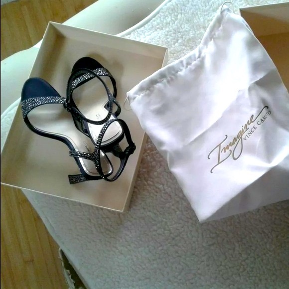 VINCE CAMUTO IMAGINE RHINESTONE STUDDED HIGH HEELS - Picture 5 of 15